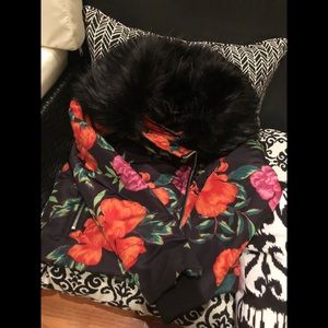 Express Women’s bomber/puff coat.